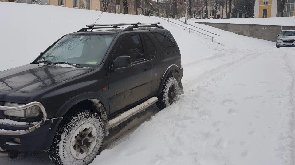 Opel Frontera B Sport (Х25ХЕ) 5