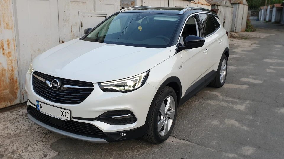 Opel Grandland X Pearl White 2
