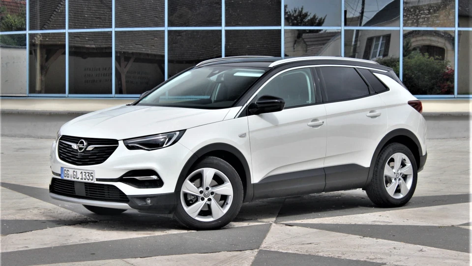 Opel Grandland X Pearl White 4