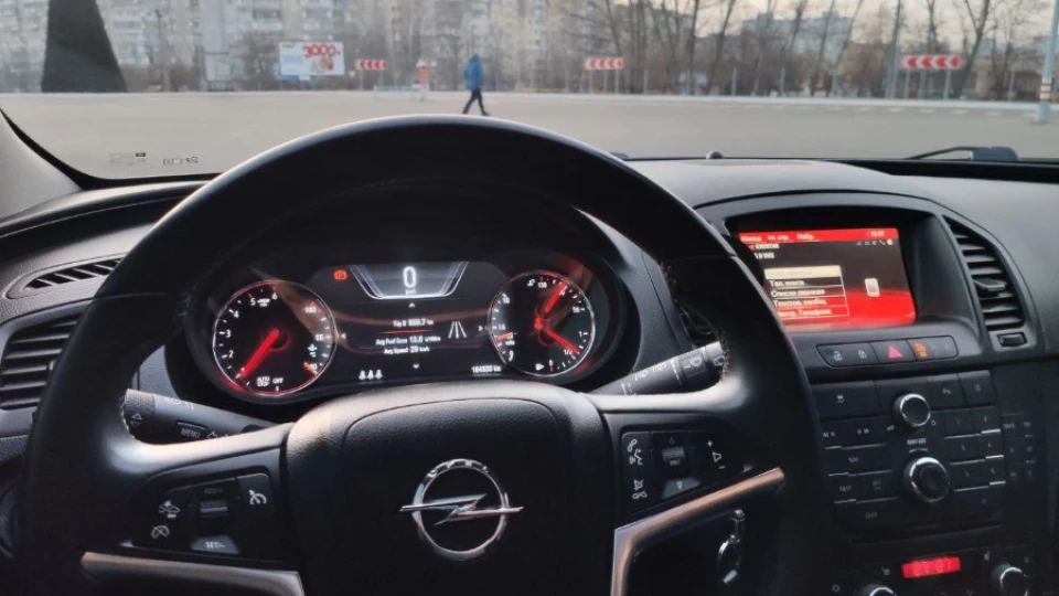 Opel Insignia Hatchback 2.0Т Бегемот з турбіною 2