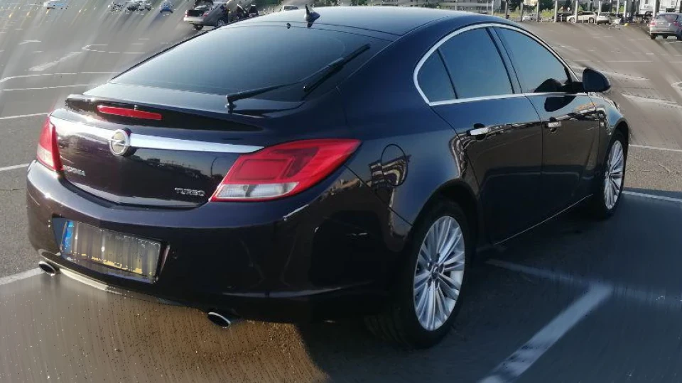 Opel Insignia Hatchback 2.0Т Бегемот з турбіною 5