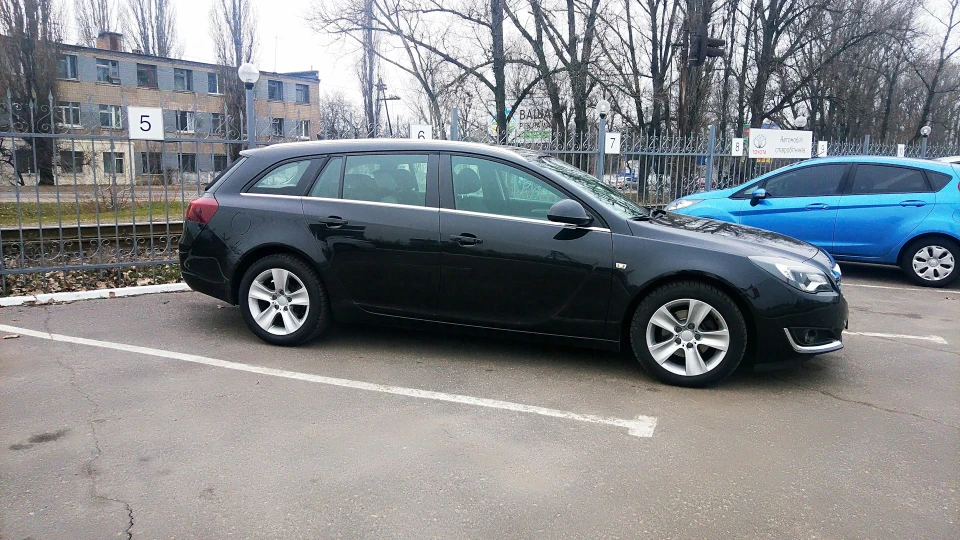 Opel Insignia Sports Tourer 3