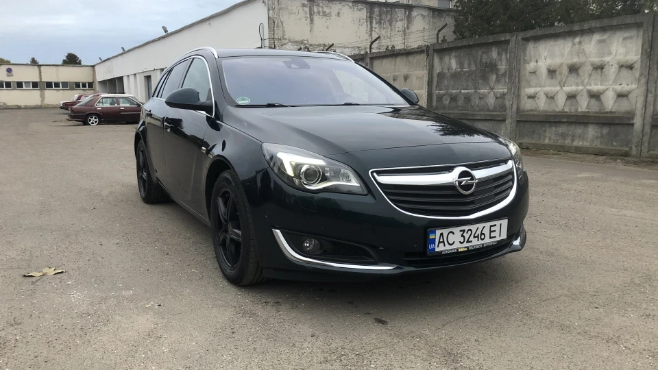 Opel Insignia Sports Tourer 2