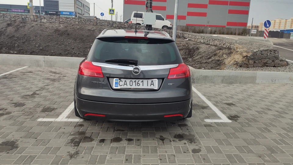 Opel Insignia Sports Tourer 2