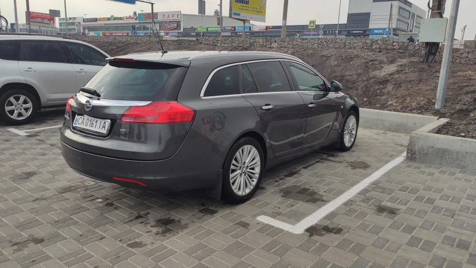 Opel Insignia Sports Tourer 3