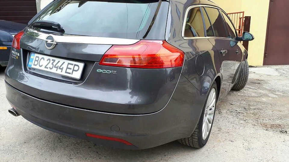 Opel Insignia Sports Tourer 2