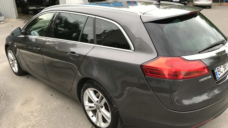 Opel Insignia Sports Tourer 3