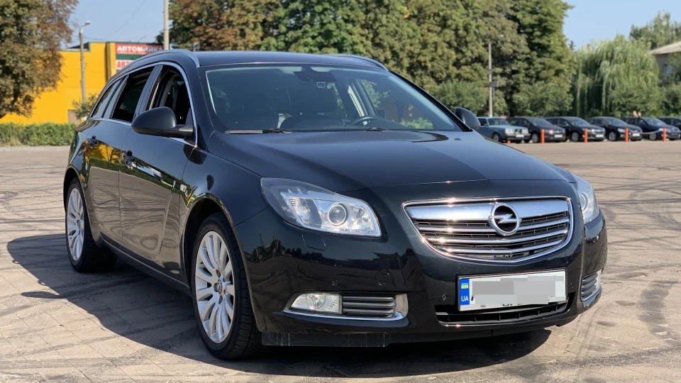 Opel Insignia Sports Tourer 2.0 турбо
