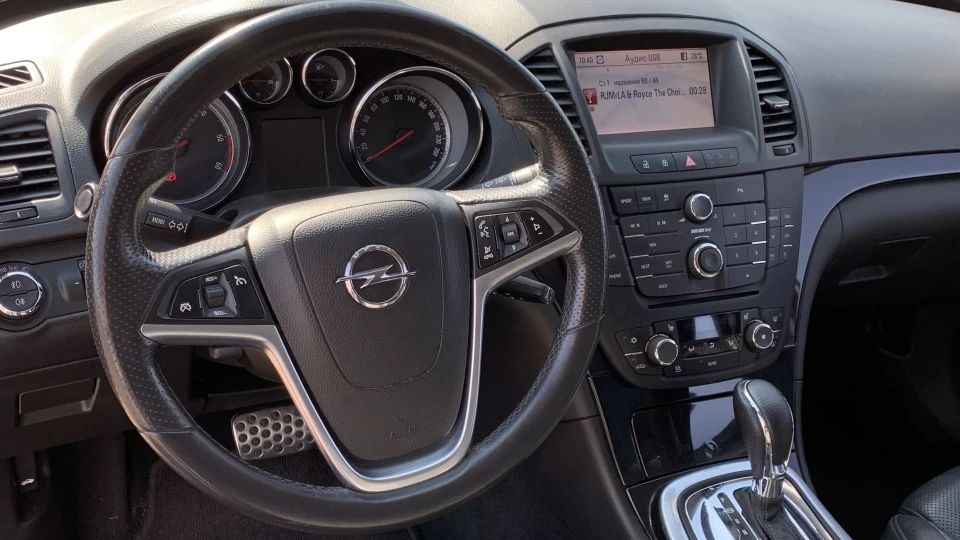 Opel Insignia Sports Tourer 2.0 турбо 5
