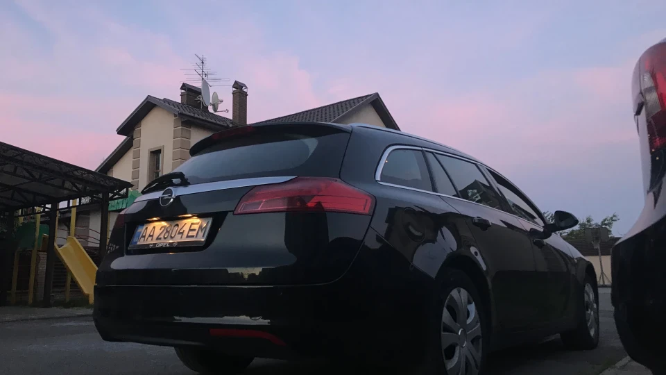 Opel Insignia Sports Tourer A20DTH