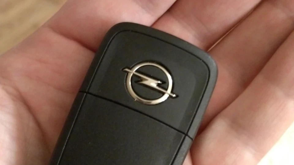 Opel Insignia Sports Tourer попелясто-сірий попіл 4