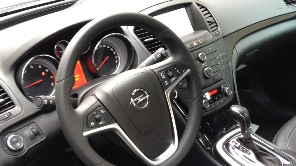 Opel Insignia Sports Tourer ST 2.0T AT 4
