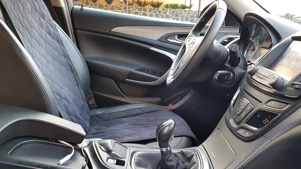 Opel Insignia 5