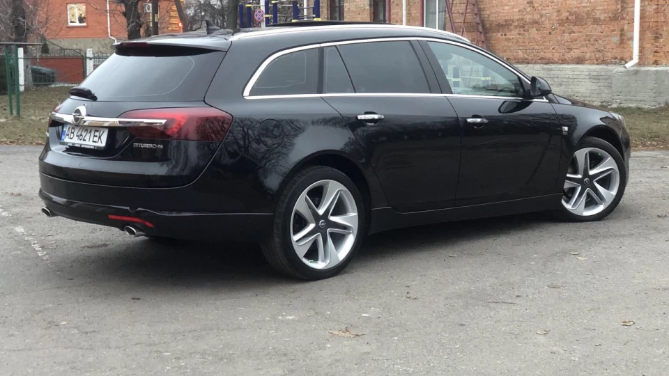 Opel Insignia 2.0 BI-TURBO 4x4OPC LINE