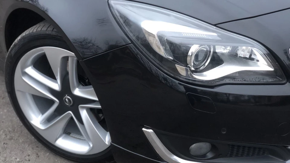 Opel Insignia 2.0 BI-TURBO 4x4OPC LINE 2