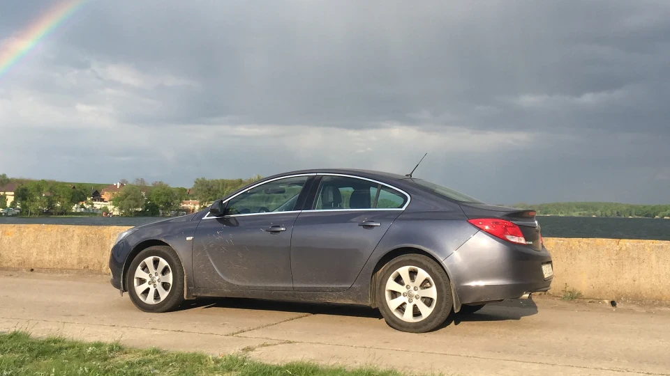 Opel Insignia 2.0 Turbo 5