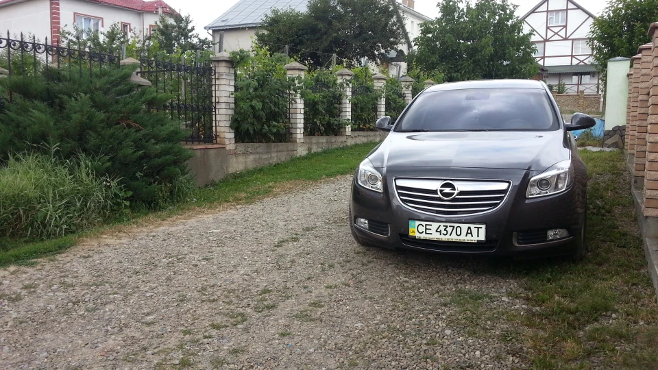 Opel Insignia 2.0 tyrbo 2
