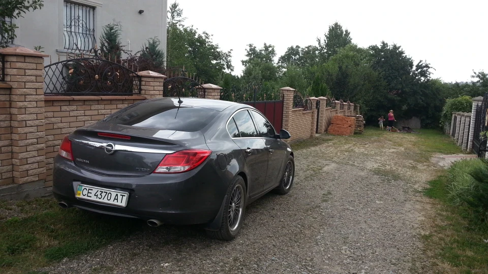 Opel Insignia 2.0 tyrbo 3