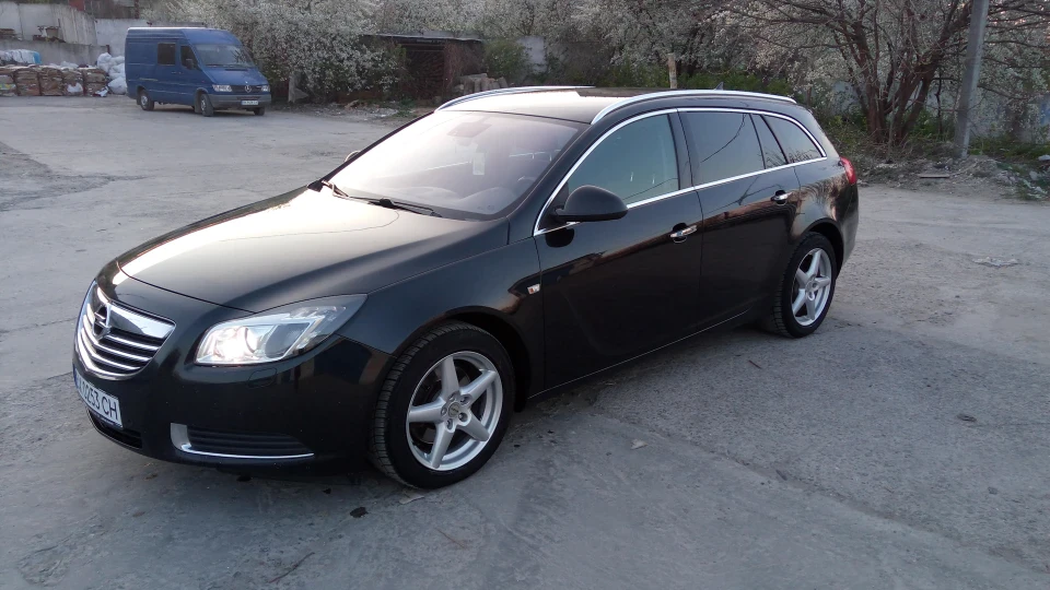 Opel Insignia COSMO 3