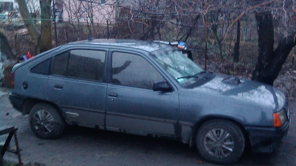 Opel Kadett 1.3 сірий