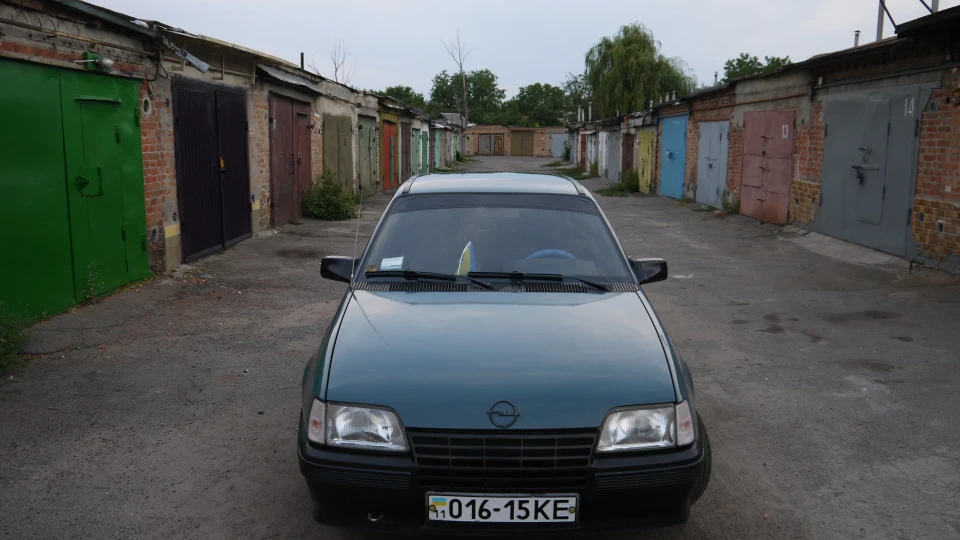 Opel Kadett 1.3 4