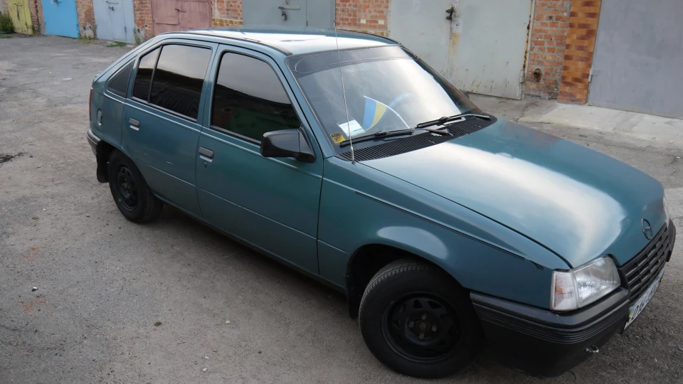 Opel Kadett 1.3 5