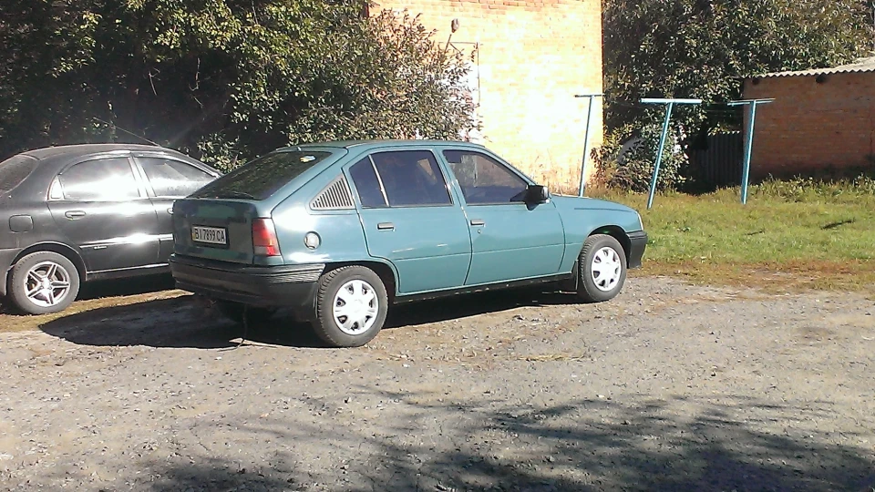 Opel Kadett 1.3 3