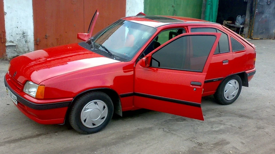 Opel Kadett 1.3 2