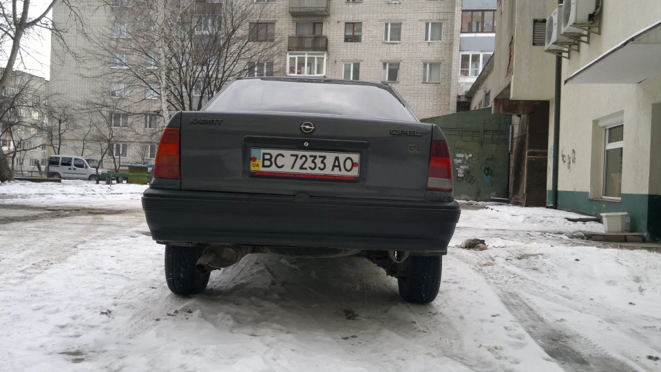 Opel Kadett 1.3 4