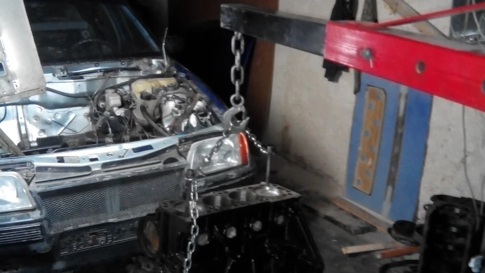 Opel Kadett 1.3=>GSi 2.0 8v 4
