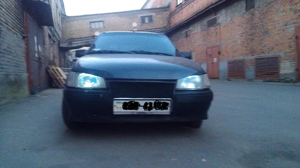 Opel Kadett 1.3л. 4
