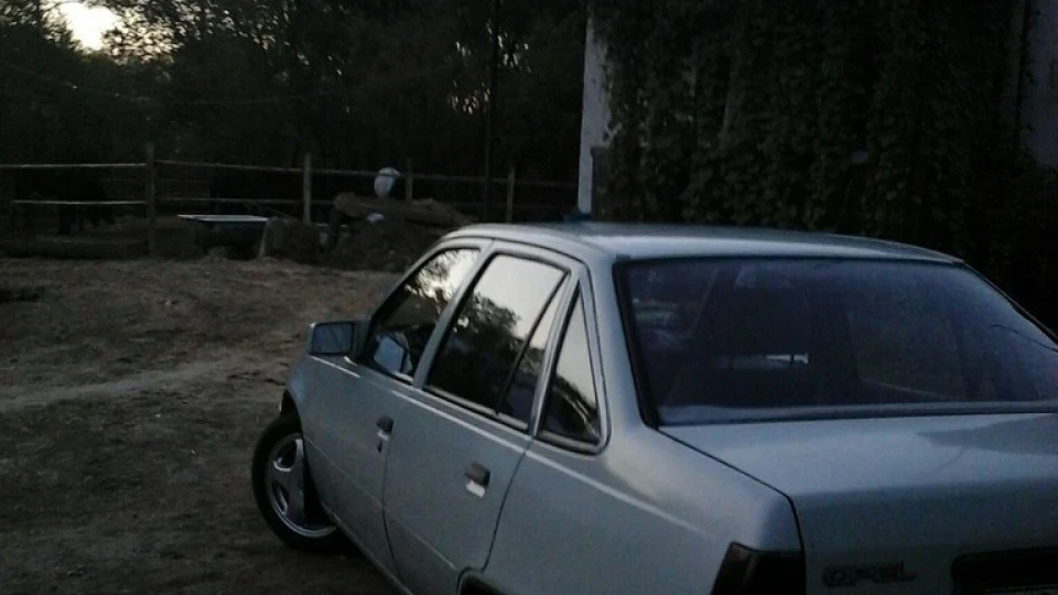 Opel Kadett 1.3NB корч 2