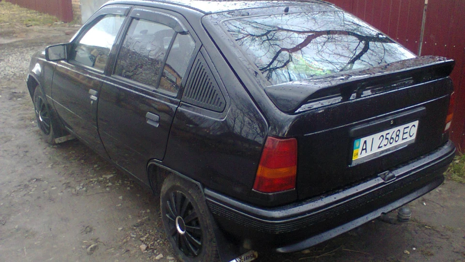 Opel Kadett 1.4 i 2