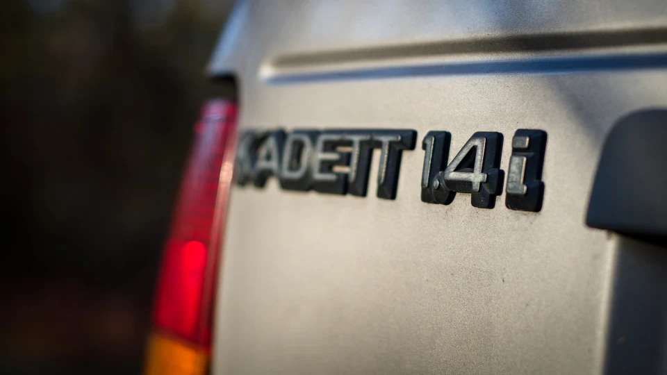 Opel Kadett 1.4i, 5-дв. хетч 3