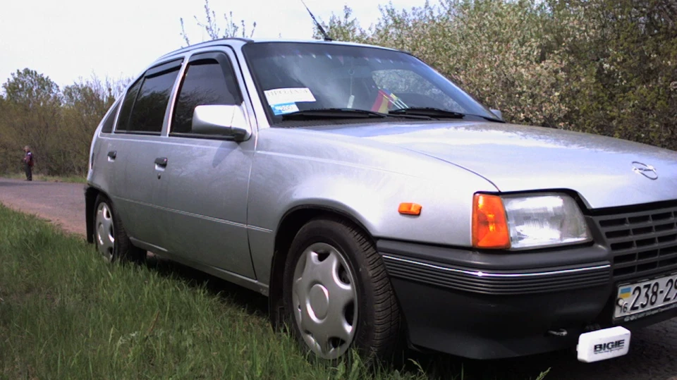 Opel Kadett 1.6 бензин 5 передача 4