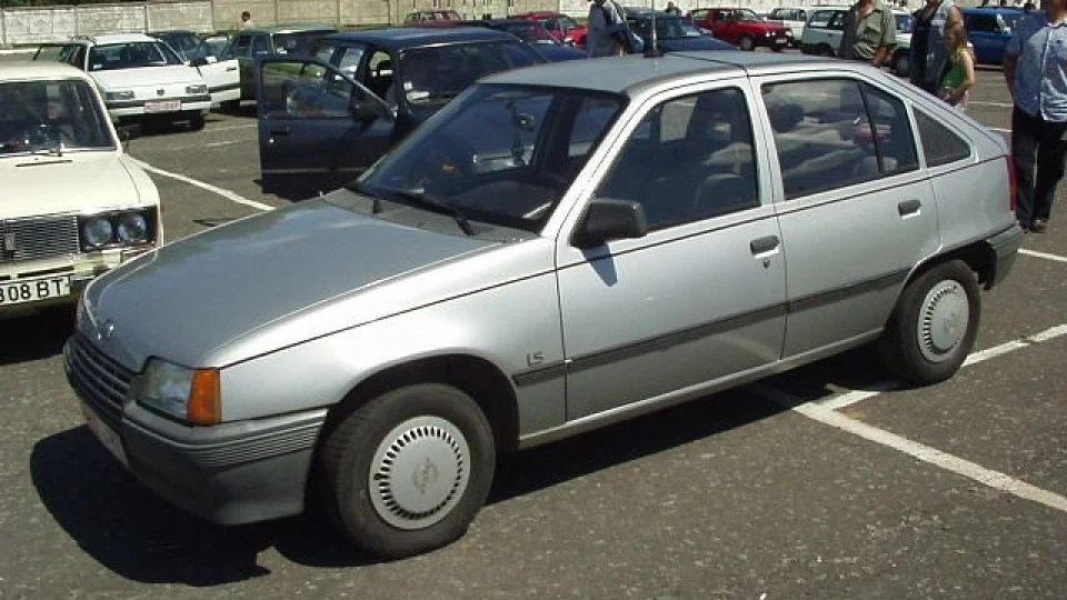 Opel Kadett 1,6 D 2