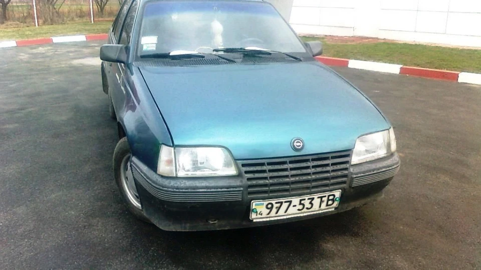 Opel Kadett 1.6 тракторець
