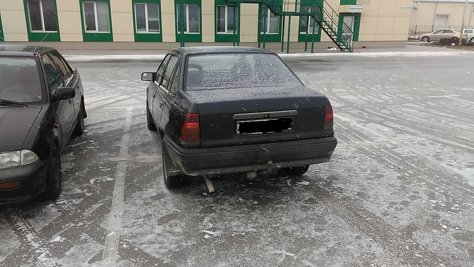 Opel Kadett 1.6 3