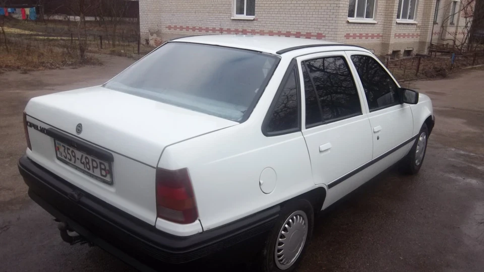 Opel Kadett 1.6d 5