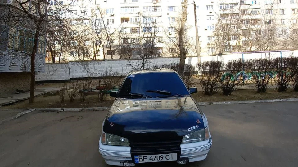Opel Kadett 1.8 GSI 3