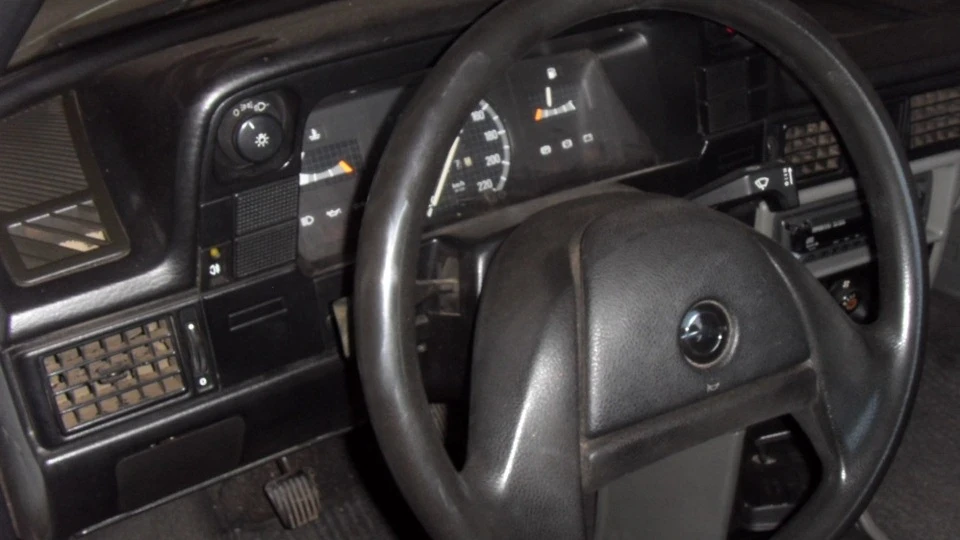 Opel Kadett 1.8 5