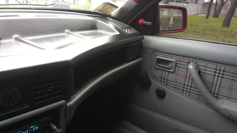 Opel Kadett 1.8E 4