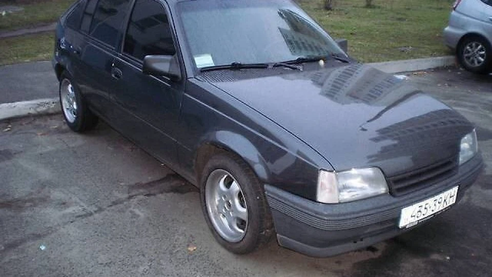Opel Kadett 2.0 170 к.с моя ракета 4