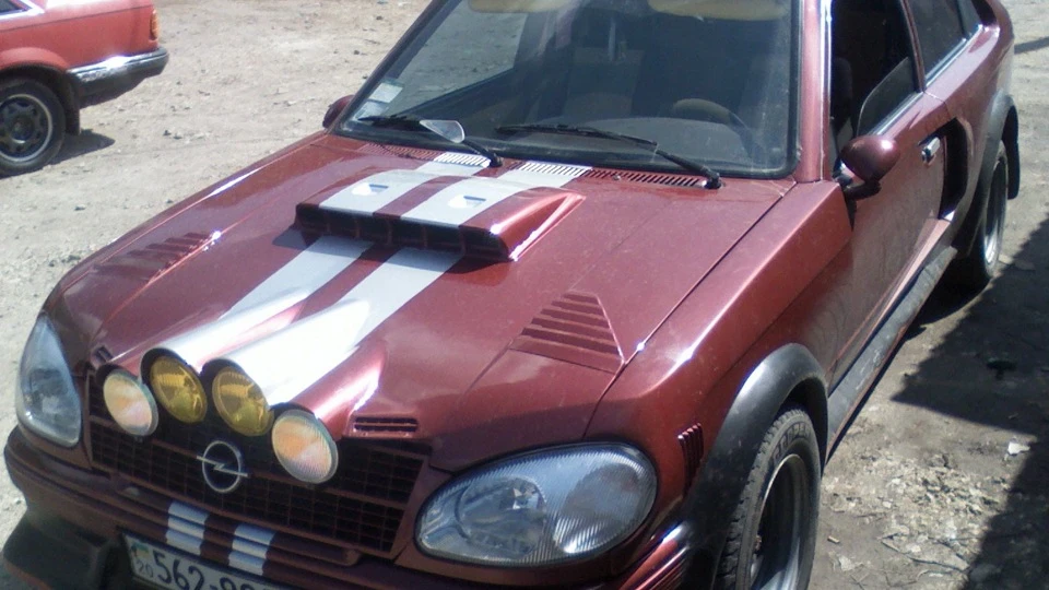 Opel Kadett 2.0 л. 2