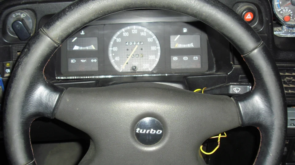 Opel Kadett 2.0 turbo 5