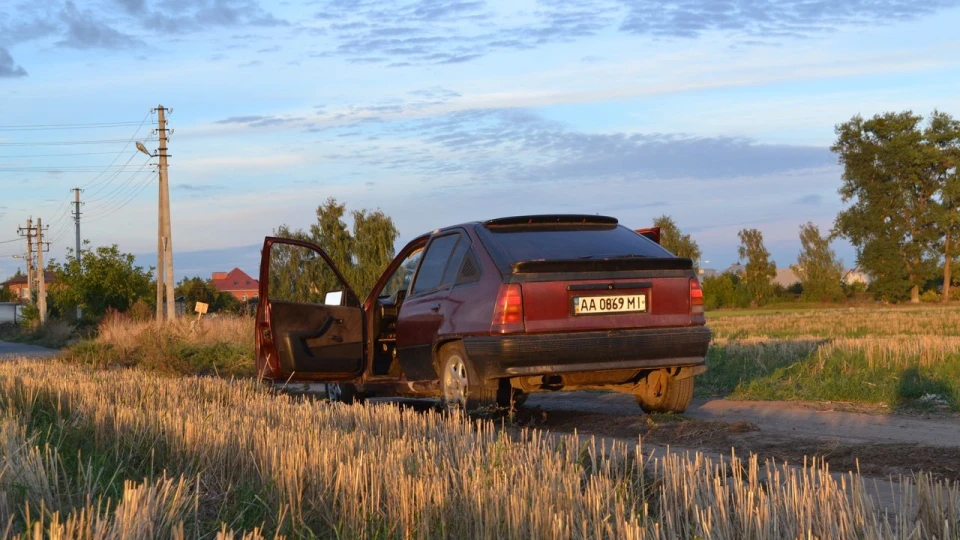 Opel Kadett Bars 2