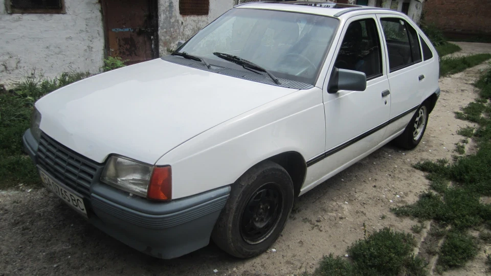 Opel Kadett Біла та Тиха 3
