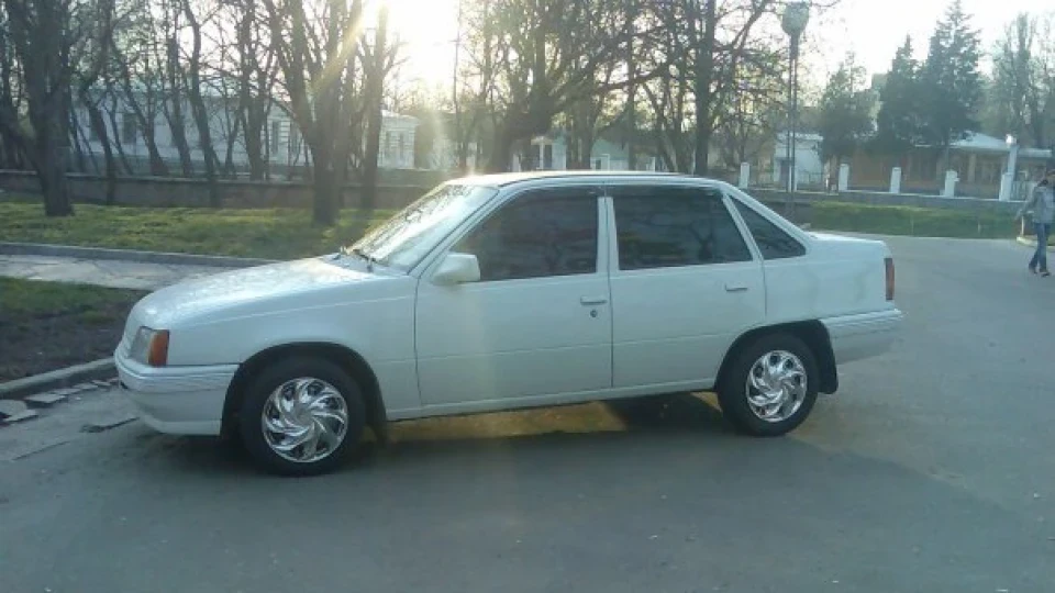 Opel Kadett БІЛИЙ АЙСБЕРГ 5