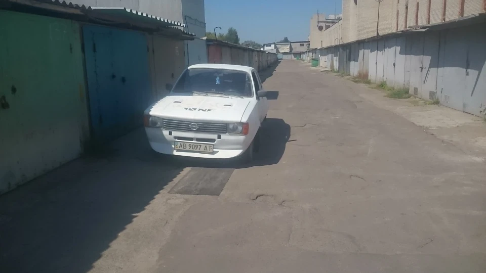 Opel Kadett Білий Дракон 5