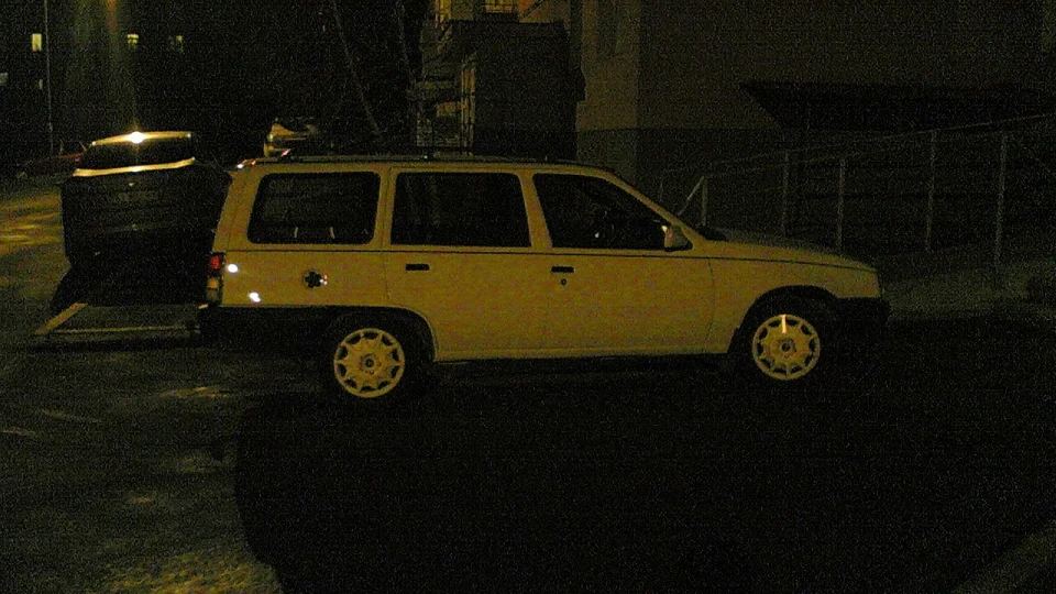 Opel Kadett Білий ОреL 3